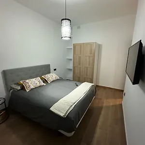 apartamento-la-rosaleda-malaga.1costadelsol.com/